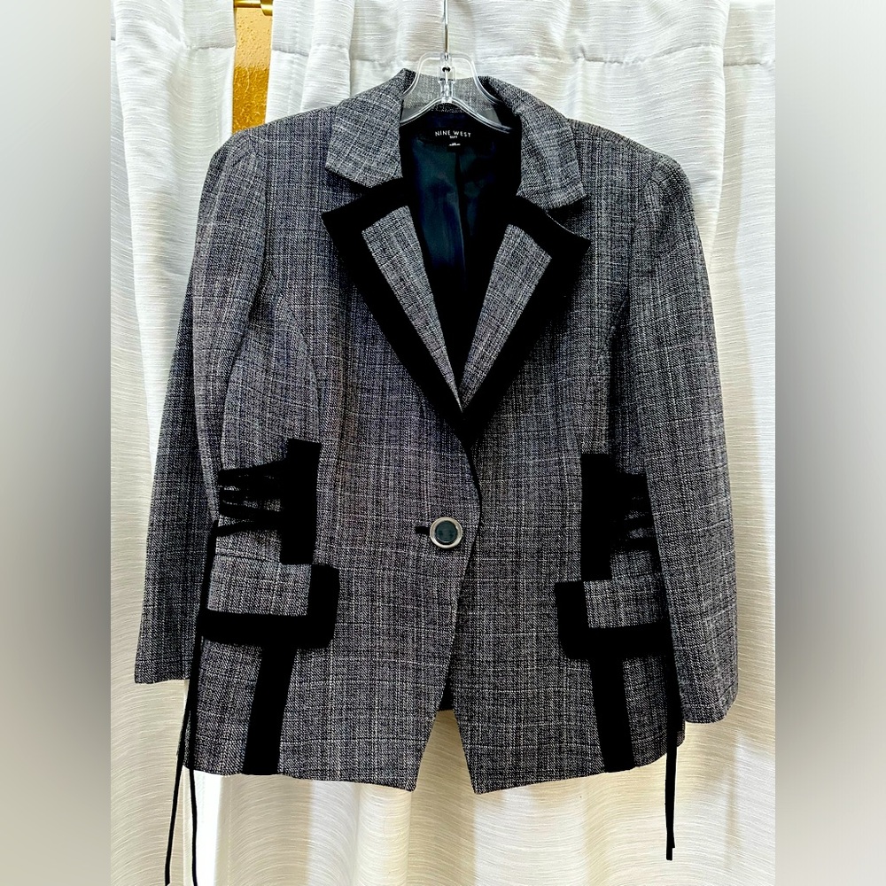 Corset side tie gray blazer with black trim